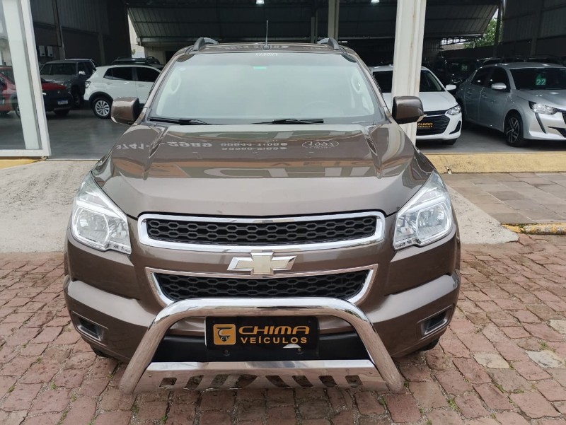 CHEVROLET S10 PICK-UP LT 2.4 F.POWER 4X2 CD /2014 CHIMA VEÍCULOS VENÂNCIO AIRES / Carros no Vale