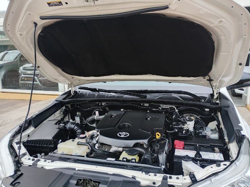 TOYOTA HILUX CABINE DUPLA 2.8 SR 4X4 CD 16V DIESEL /2020 CHIMA VEÍCULOS VENÂNCIO AIRES / Carros no Vale