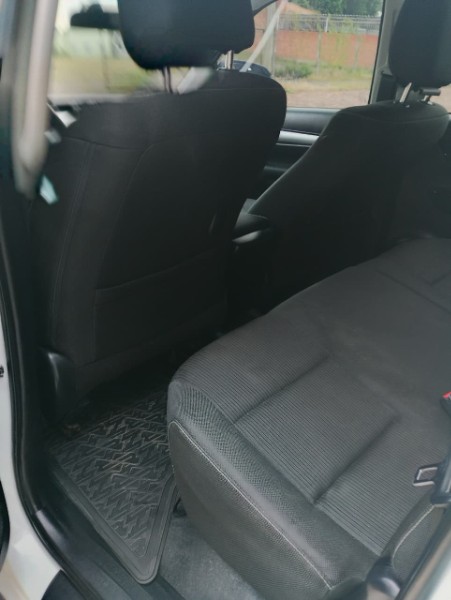 TOYOTA HILUX CABINE DUPLA 2.8 SR 4X4 CD 16V DIESEL /2020 CHIMA VEÍCULOS VENÂNCIO AIRES / Carros no Vale