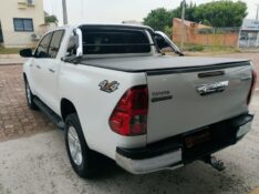 TOYOTA HILUX CABINE DUPLA 2.8 SR 4X4 CD 16V DIESEL /2020 CHIMA VEÍCULOS VENÂNCIO AIRES / Carros no Vale