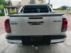 TOYOTA HILUX CABINE DUPLA 2.8 SR 4X4 CD 16V DIESEL /2020 CHIMA VEÍCULOS VENÂNCIO AIRES / Carros no Vale