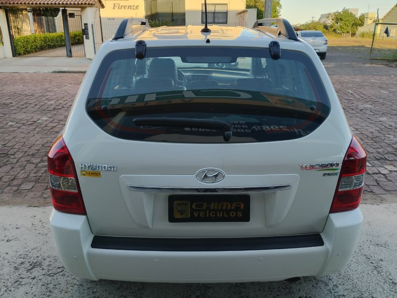 HYUNDAI TUCSON GLS 2.0 16V AUT. /2016 CHIMA VEÍCULOS VENÂNCIO AIRES / Carros no Vale