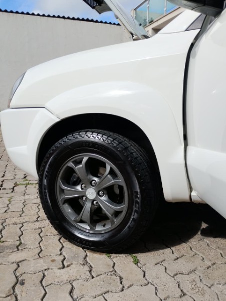 HYUNDAI TUCSON GLS 2.0 16V AUT. /2016 CHIMA VEÍCULOS VENÂNCIO AIRES / Carros no Vale