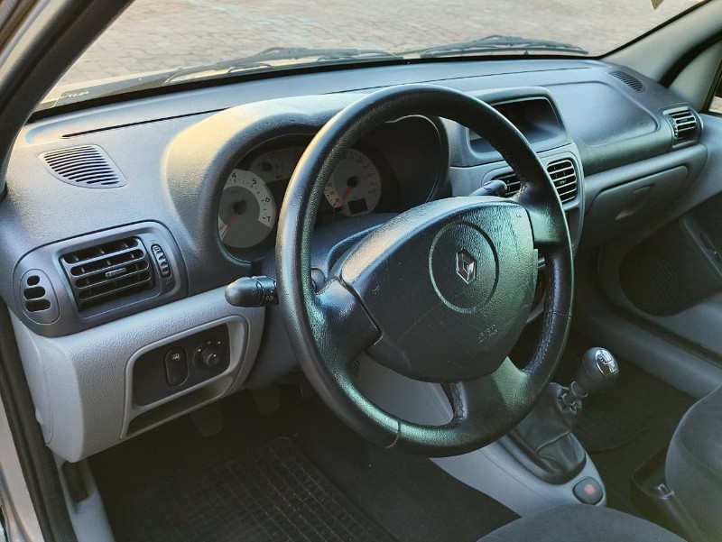 RENAULT CLIO 1.0 PRIVILEGE 16V /2006 CHIMA VEÍCULOS VENÂNCIO AIRES / Carros no Vale