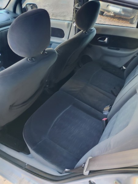 RENAULT CLIO 1.0 PRIVILEGE 16V /2006 CHIMA VEÍCULOS VENÂNCIO AIRES / Carros no Vale