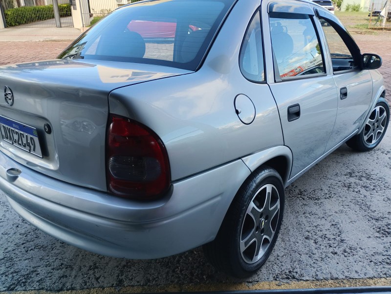 CHEVROLET CLASSIC 1.0 LIFE 8V /2007 CHIMA VEÍCULOS VENÂNCIO AIRES / Carros no Vale