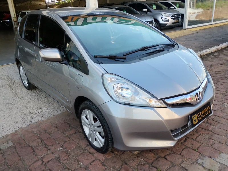 HONDA FIT 1.5 EX 16V CVT /2013 CHIMA VEÍCULOS VENÂNCIO AIRES / Carros no Vale