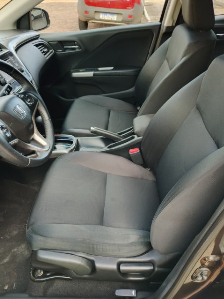 HONDA CITY SEDAN EX /2016 CHIMA VEÍCULOS VENÂNCIO AIRES / Carros no Vale