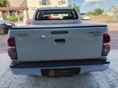 TOYOTA HILUX CABINE DUPLA HILUX CD SRV D4-D 4X4 3.0 163CV TDI DIES /2015 CHIMA VEÍCULOS VENÂNCIO AIRES / Carros no Vale