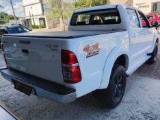 TOYOTA HILUX CABINE DUPLA HILUX CD SRV D4-D 4X4 3.0 163CV TDI DIES /2015 CHIMA VEÍCULOS VENÂNCIO AIRES / Carros no Vale