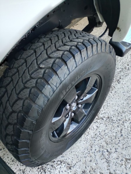 TOYOTA HILUX CABINE DUPLA HILUX CD SRV D4-D 4X4 3.0 163CV TDI DIES /2015 CHIMA VEÍCULOS VENÂNCIO AIRES / Carros no Vale