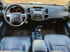 TOYOTA HILUX CABINE DUPLA HILUX CD SRV D4-D 4X4 3.0 163CV TDI DIES /2015 CHIMA VEÍCULOS VENÂNCIO AIRES / Carros no Vale