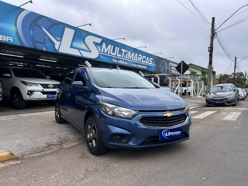 CHEVROLET ONIX HATCH LT 1.4 8V FLEXPOWER 5P AUT. 2019/2019 LS MULTIMARCAS VENÂNCIO AIRES / Carros no Vale