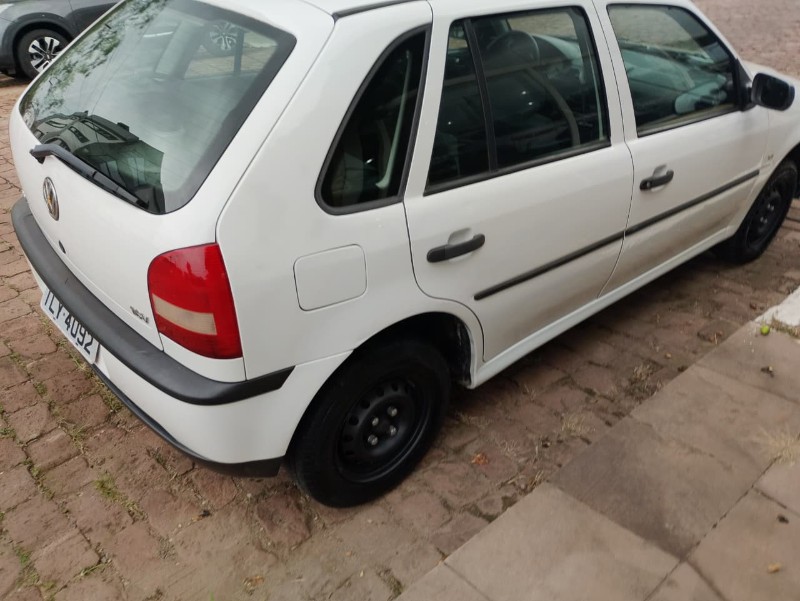 VOLKSWAGEN GOL POWER 1.0 MI 16V /2004 CHIMA VEÍCULOS VENÂNCIO AIRES / Carros no Vale