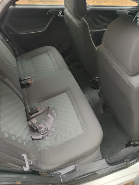 VOLKSWAGEN GOL POWER 1.0 MI 16V /2004 CHIMA VEÍCULOS VENÂNCIO AIRES / Carros no Vale