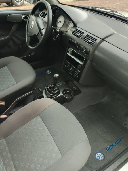 VOLKSWAGEN GOL POWER 1.0 MI 16V /2004 CHIMA VEÍCULOS VENÂNCIO AIRES / Carros no Vale