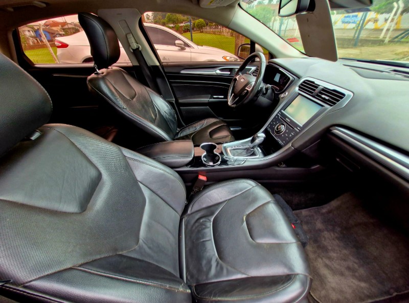 FORD FUSION 2.0 TITANIUM GTDI ECOBOOST AWD AUTOMÁTICO 2013/2014 CRUZEIRO MULTIMARCAS CRUZEIRO DO SUL / Carros no Vale