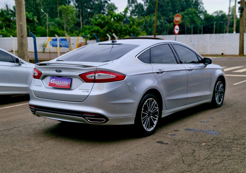 FORD FUSION 2.0 TITANIUM GTDI ECOBOOST AWD AUTOMÁTICO 2013/2014 CRUZEIRO MULTIMARCAS CRUZEIRO DO SUL / Carros no Vale