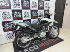 HONDA MOTOS NXR 160 BROS ESD 2015/2015 LECO MOTOS VENÂNCIO AIRES / Carros no Vale