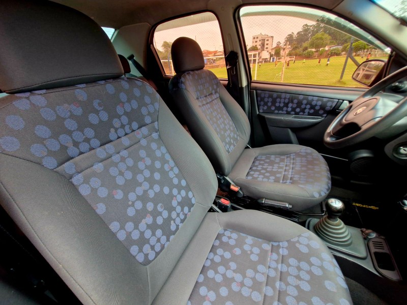 CHEVROLET PRISMA JOY 1.4 2008/2009 CRUZEIRO MULTIMARCAS CRUZEIRO DO SUL / Carros no Vale