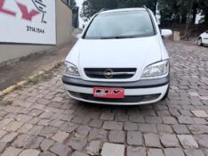 CHEVROLET ZAFIRA 2.0 ELEGANCE 8V 2001/2001 ELY AUTOMÓVEIS LAJEADO / Carros no Vale