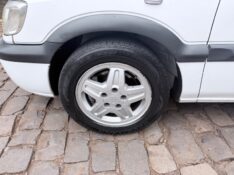 CHEVROLET ZAFIRA 2.0 ELEGANCE 8V 2001/2001 ELY AUTOMÓVEIS LAJEADO / Carros no Vale