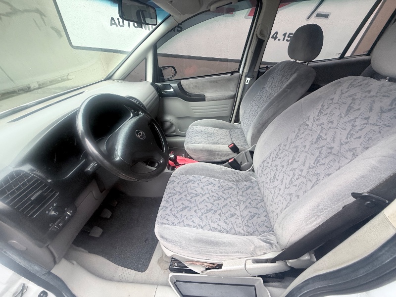 CHEVROLET ZAFIRA 2.0 ELEGANCE 8V 2001/2001 ELY AUTOMÓVEIS LAJEADO / Carros no Vale