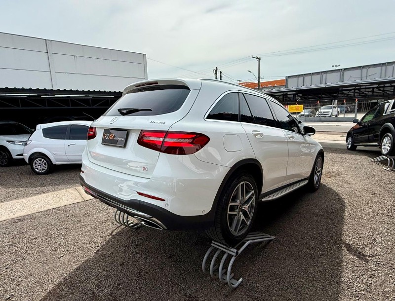 MERCEDES-BENZ GLC 250 SPORT 4MATIC TURBO 2.0 16V 2018 /2018 AR MULTIMARCAS VENÂNCIO AIRES / Carros no Vale