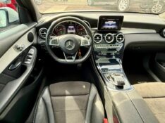 MERCEDES-BENZ GLC 250 SPORT 4MATIC TURBO 2.0 16V 2018 /2018 AR MULTIMARCAS VENÂNCIO AIRES / Carros no Vale