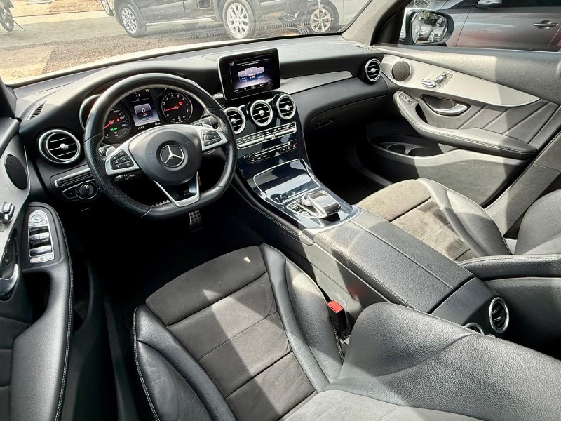 MERCEDES-BENZ GLC 250 SPORT 4MATIC TURBO 2.0 16V 2018 /2018 AR MULTIMARCAS VENÂNCIO AIRES / Carros no Vale