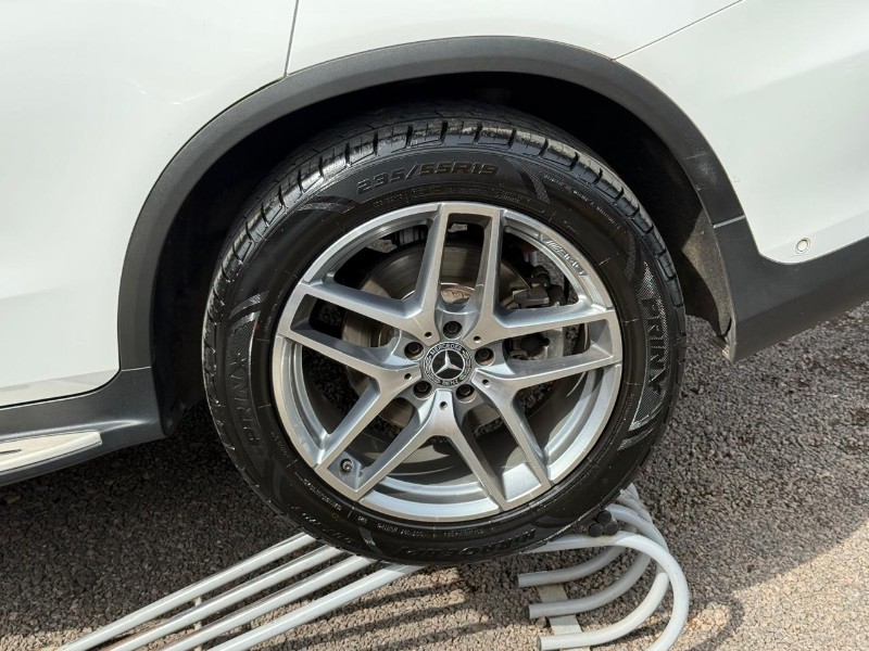 MERCEDES-BENZ GLC 250 SPORT 4MATIC TURBO 2.0 16V 2018 /2018 AR MULTIMARCAS VENÂNCIO AIRES / Carros no Vale