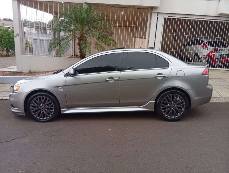 MITSUBISHI LANCER GT 2.0 2015/2016 ALTERNATIVA VEÍCULOS LAJEADO / Carros no Vale