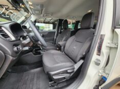 JEEP RENEGADE 1.3 SPORT T270 16V TURBO 2025/2026 TS VEÍCULOS ANTA GORDA / Carros no Vale