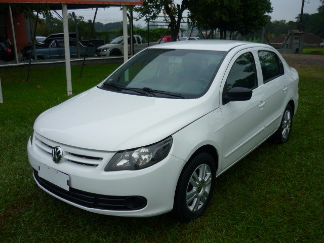 VOLKSWAGEN VOYAGE 1.0 MI CITY 8V FLEX 4P MANUAL 2011/2012 PREMIUM AUTOMÓVEIS ARROIO DO MEIO / Carros no Vale