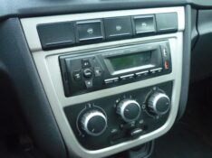 VOLKSWAGEN VOYAGE 1.0 MI CITY 8V FLEX 4P MANUAL 2011/2012 PREMIUM AUTOMÓVEIS ARROIO DO MEIO / Carros no Vale