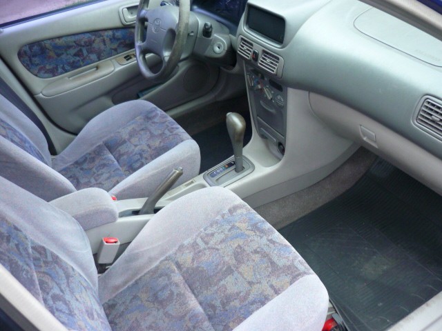 TOYOTA COROLLA 1.6 GLI 16V 1997/1998 PREMIUM AUTOMÓVEIS ARROIO DO MEIO / Carros no Vale