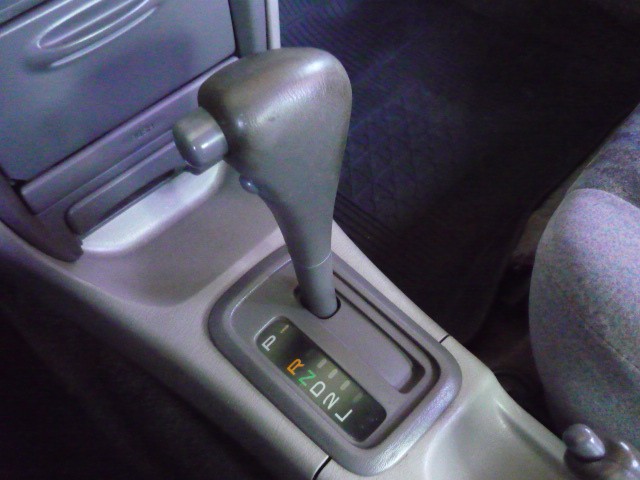 TOYOTA COROLLA 1.6 GLI 16V 1997/1998 PREMIUM AUTOMÓVEIS ARROIO DO MEIO / Carros no Vale