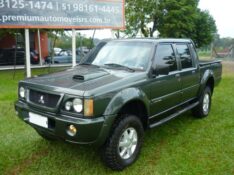 MITSUBISHI L200 2.5 GLS 4X4 8V 2003/2003 PREMIUM AUTOMÓVEIS ARROIO DO MEIO / Carros no Vale