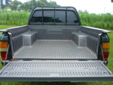 MITSUBISHI L200 2.5 GLS 4X4 8V 2003/2003 PREMIUM AUTOMÓVEIS ARROIO DO MEIO / Carros no Vale