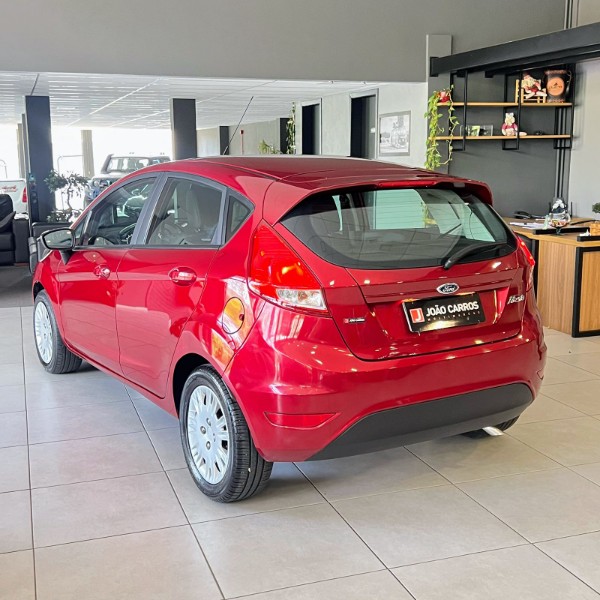 FORD FIESTA 1.5 16V MEC 2016/2016 JOÃO CARROS MULTIMARCAS GUAPORÉ / Carros no Vale