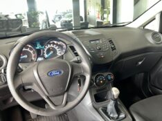 FORD FIESTA 1.5 16V MEC 2016/2016 JOÃO CARROS MULTIMARCAS GUAPORÉ / Carros no Vale