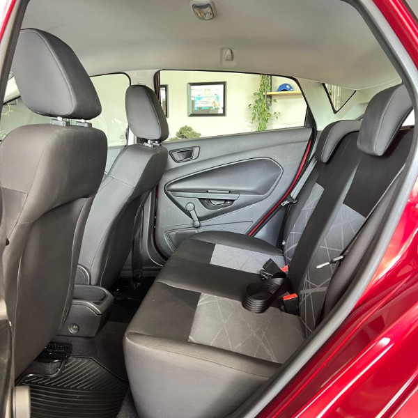 FORD FIESTA 1.5 16V MEC 2016/2016 JOÃO CARROS MULTIMARCAS GUAPORÉ / Carros no Vale