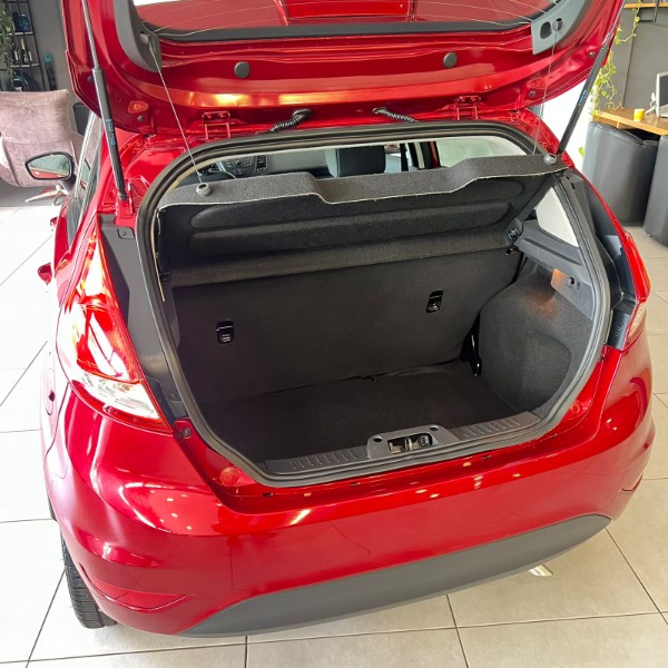 FORD FIESTA 1.5 16V MEC 2016/2016 JOÃO CARROS MULTIMARCAS GUAPORÉ / Carros no Vale