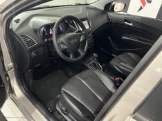 HYUNDAI HB20S 1.6 COMFORT PLUS 16V 2017/2017 TIAGO AUTOMÓVEIS VENÂNCIO AIRES / Carros no Vale