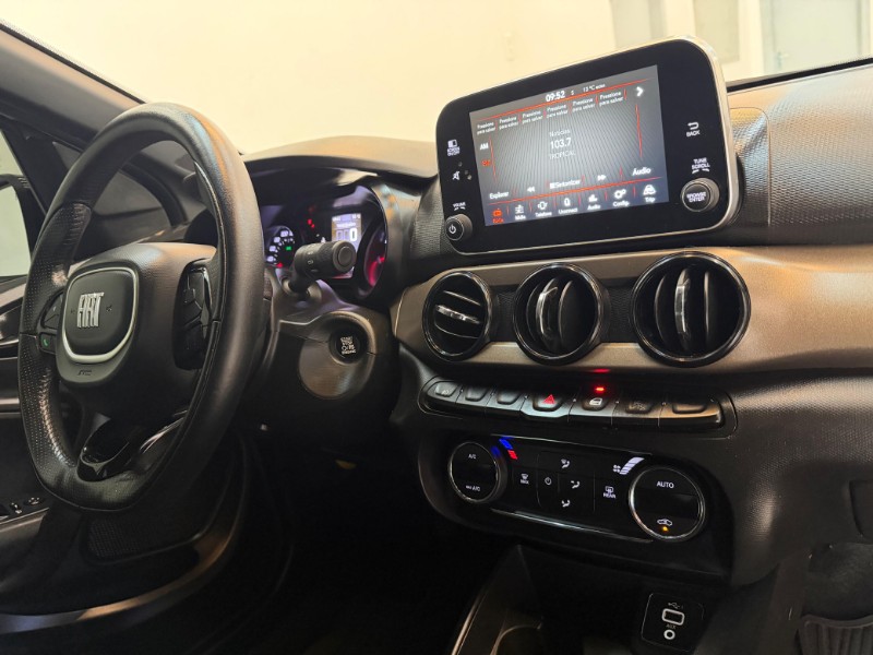 FIAT CRONOS 1.3 FIREFLY DRIVE S-DESIGN 2024/2024 LUCAS AUTOMÓVEIS BOM RETIRO DO SUL / Carros no Vale