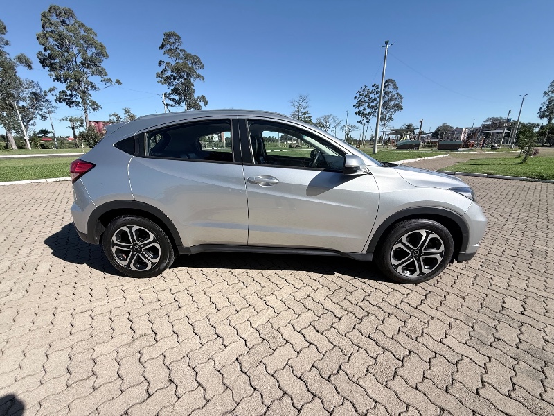 HONDA HR-V 1.8 EX 2016/2016 ELY AUTOMÓVEIS LAJEADO / Carros no Vale