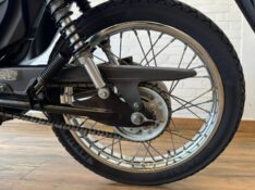 HONDA MOTOS CG 125 FAN ESD /2014 RT 811 VEÍCULOS ARROIO DO MEIO / Carros no Vale