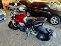 HONDA MOTOS CB 1000R 2021/2021 CRUZEIRO MULTIMARCAS CRUZEIRO DO SUL / Carros no Vale
