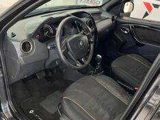 RENAULT DUSTER DYNAMIQUE 1.6 FLEX 16V AUT. 2018/2018 TIAGO AUTOMÓVEIS VENÂNCIO AIRES / Carros no Vale
