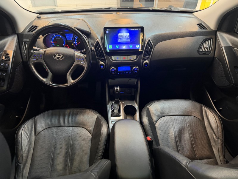 HYUNDAI IX 35 GLS 2016/2016 LUCAS AUTOMÓVEIS BOM RETIRO DO SUL / Carros no Vale